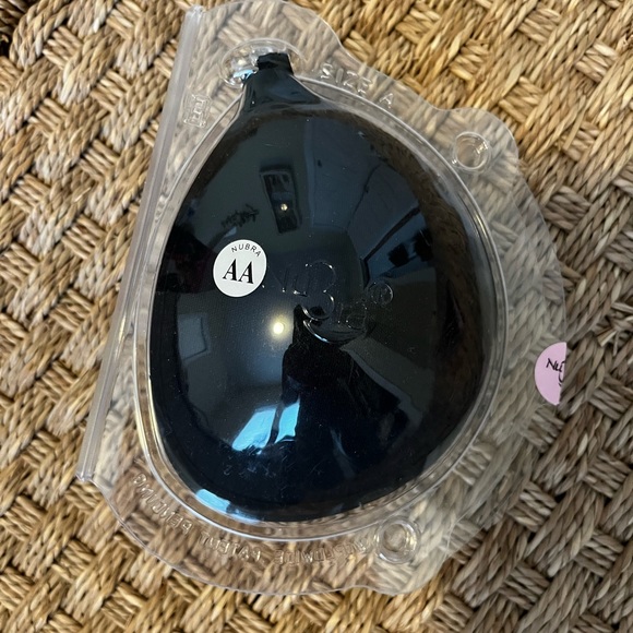 NuBra Super Padded black strapless bra Size AA - Picture 2 of 4